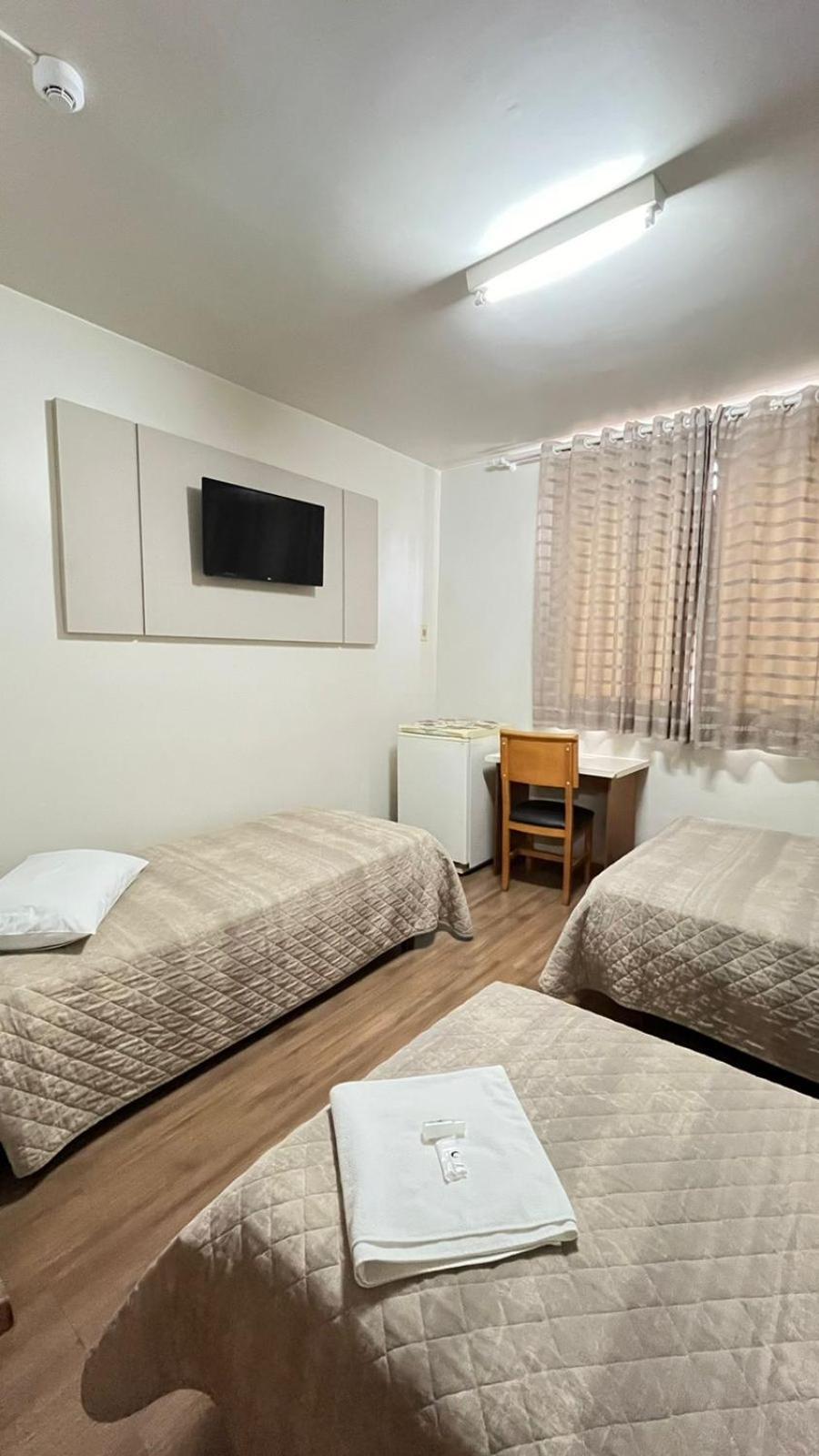 Regente Hotel パト・ブランコ エクステリア 写真