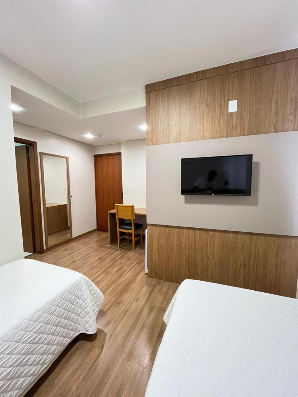Regente Hotel パト・ブランコ エクステリア 写真